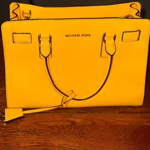 Michael Kors Gold Logo on Vibrant Yellow - Picture 1 of 5